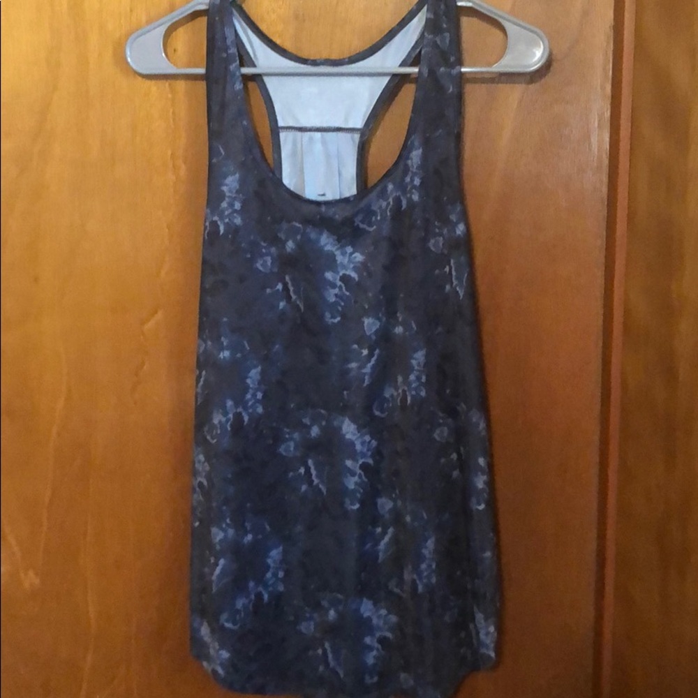 Workout tank.